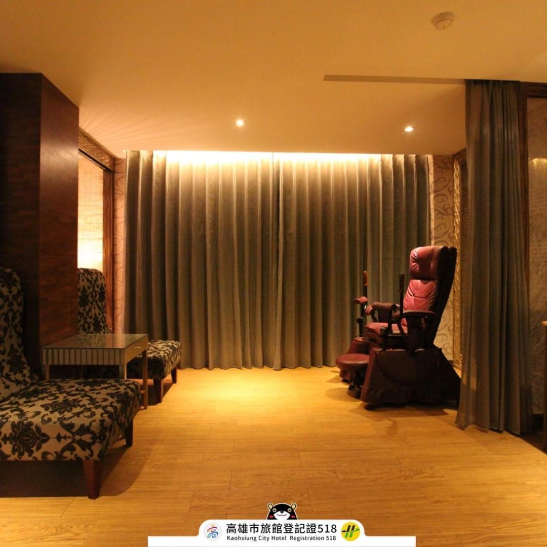 Venice Motel Kaohsiung Extérieur photo