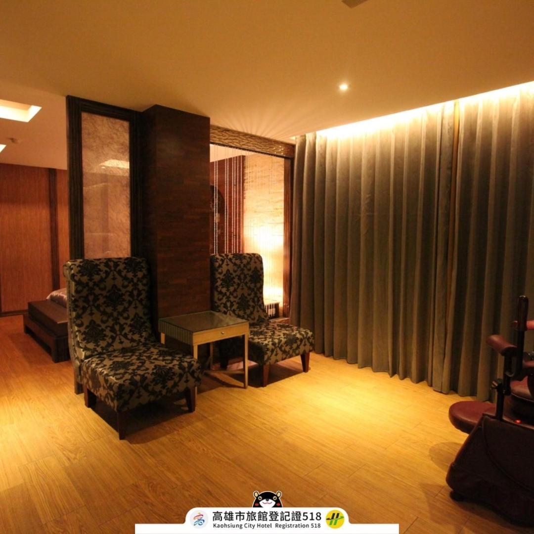 Venice Motel Kaohsiung Extérieur photo