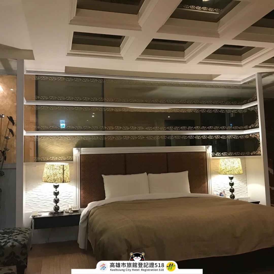 Venice Motel Kaohsiung Extérieur photo