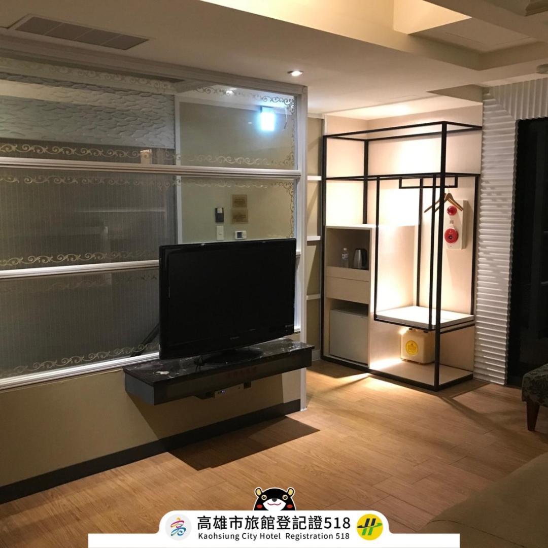 Venice Motel Kaohsiung Extérieur photo